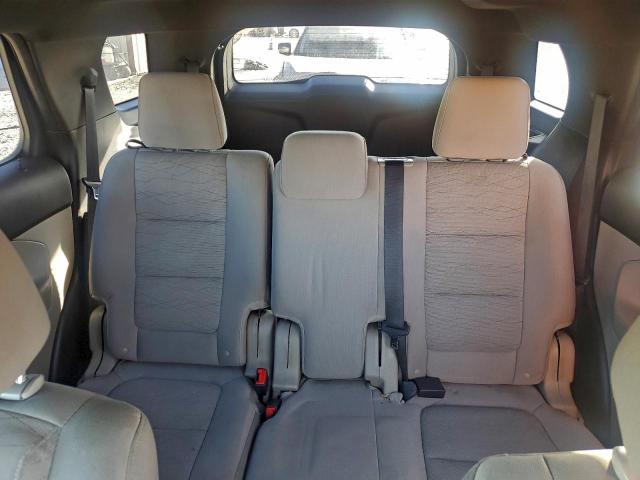 Ford Explorer Image 13