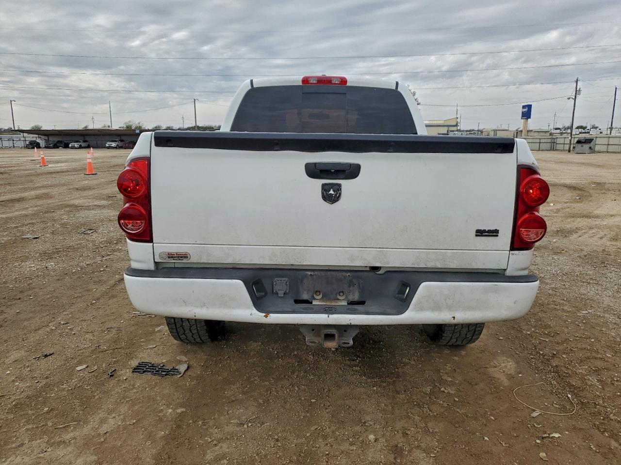 Dodge Ram 1500 St Image 4