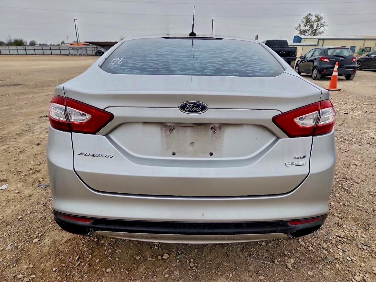 Ford Fusion Se Image 9