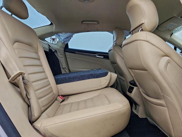 Ford Fusion Se Image 8