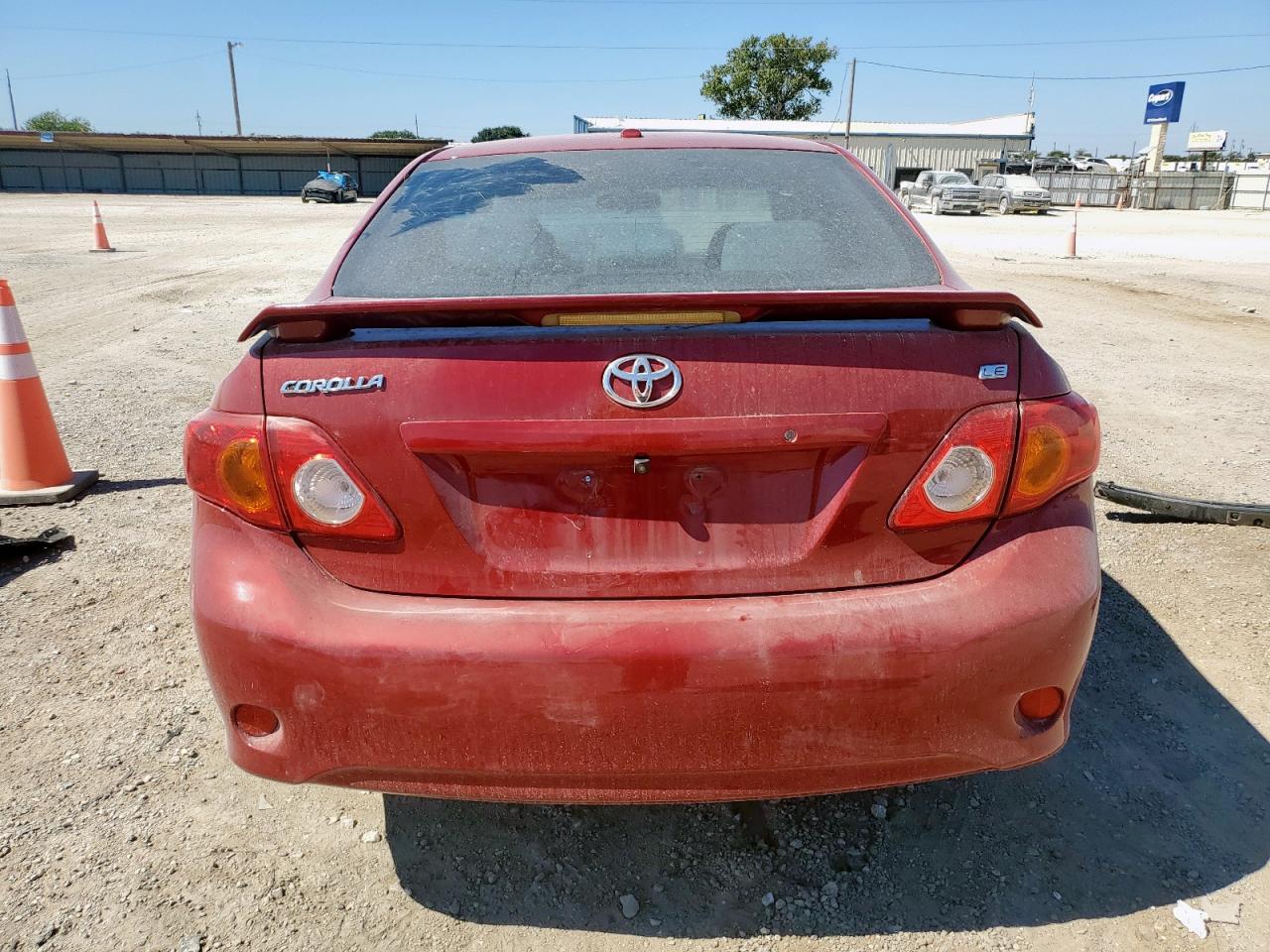 Toyota Corolla Base Image 10