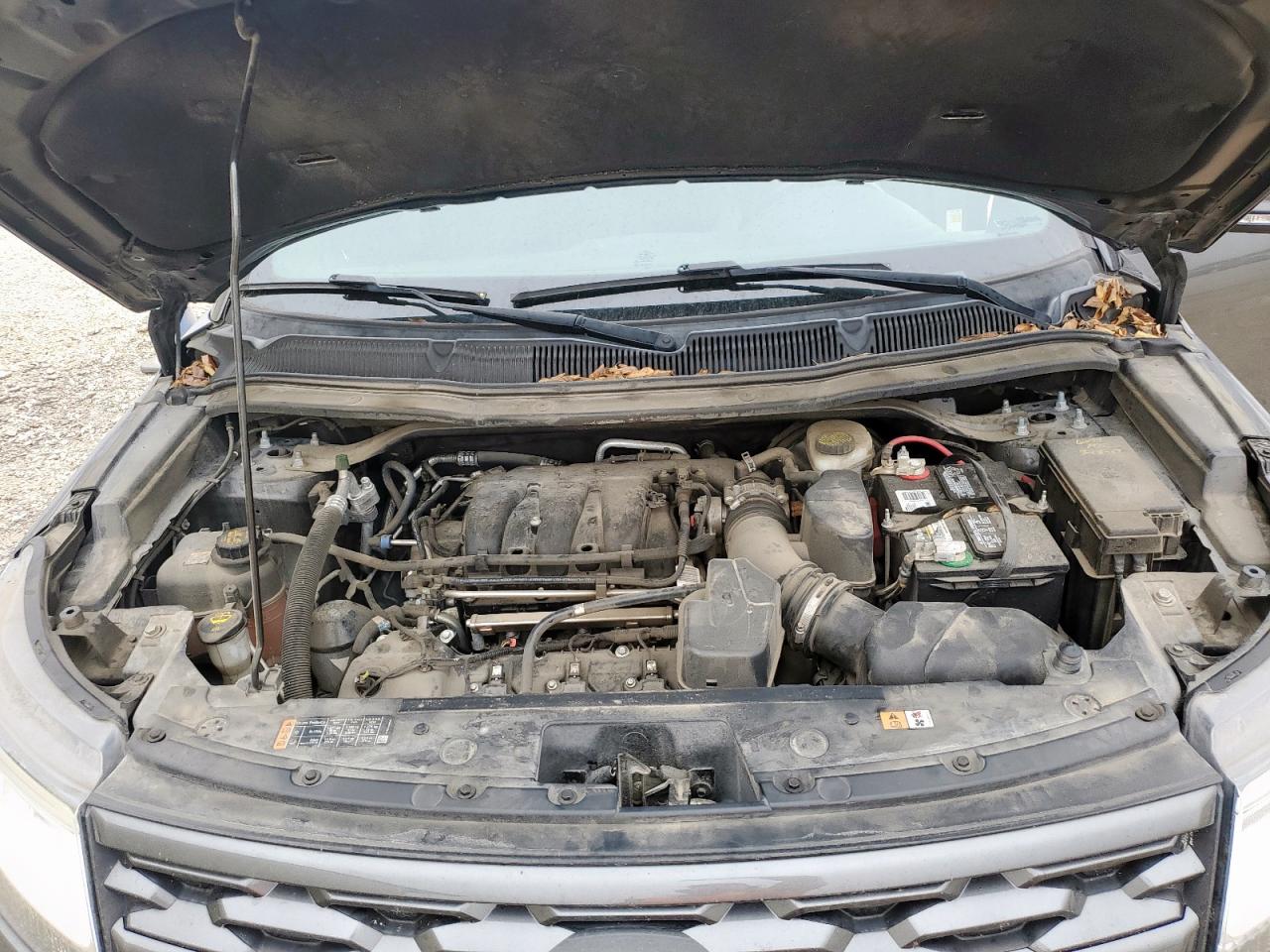 Ford Explorer Xlt Image 10