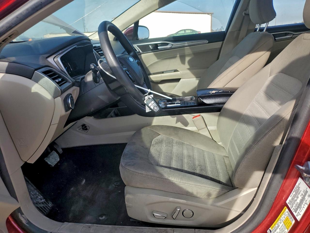 Ford Fusion Se Image 9