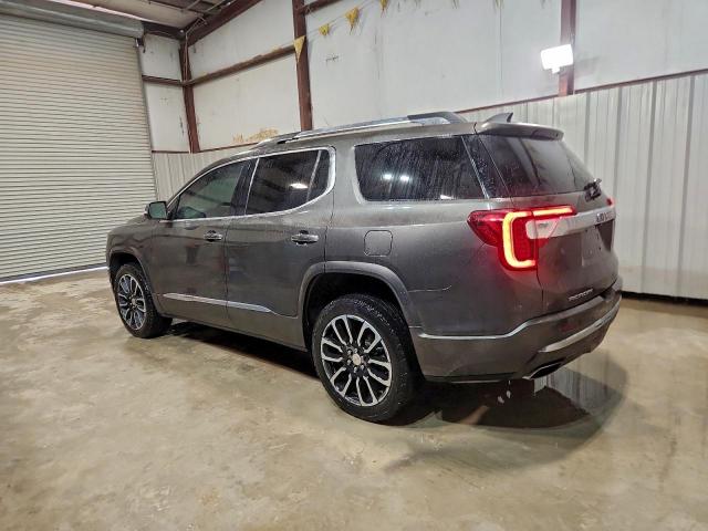 GMC Acadia Denali Image 3