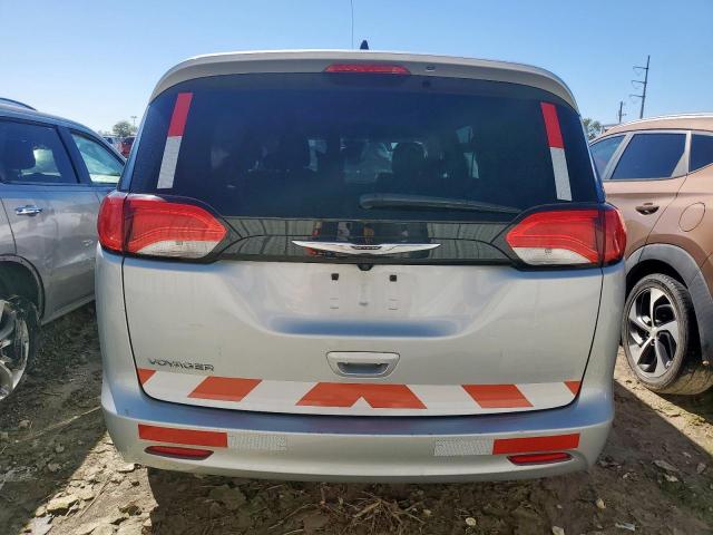 Chrysler Minivan Lx Image 12