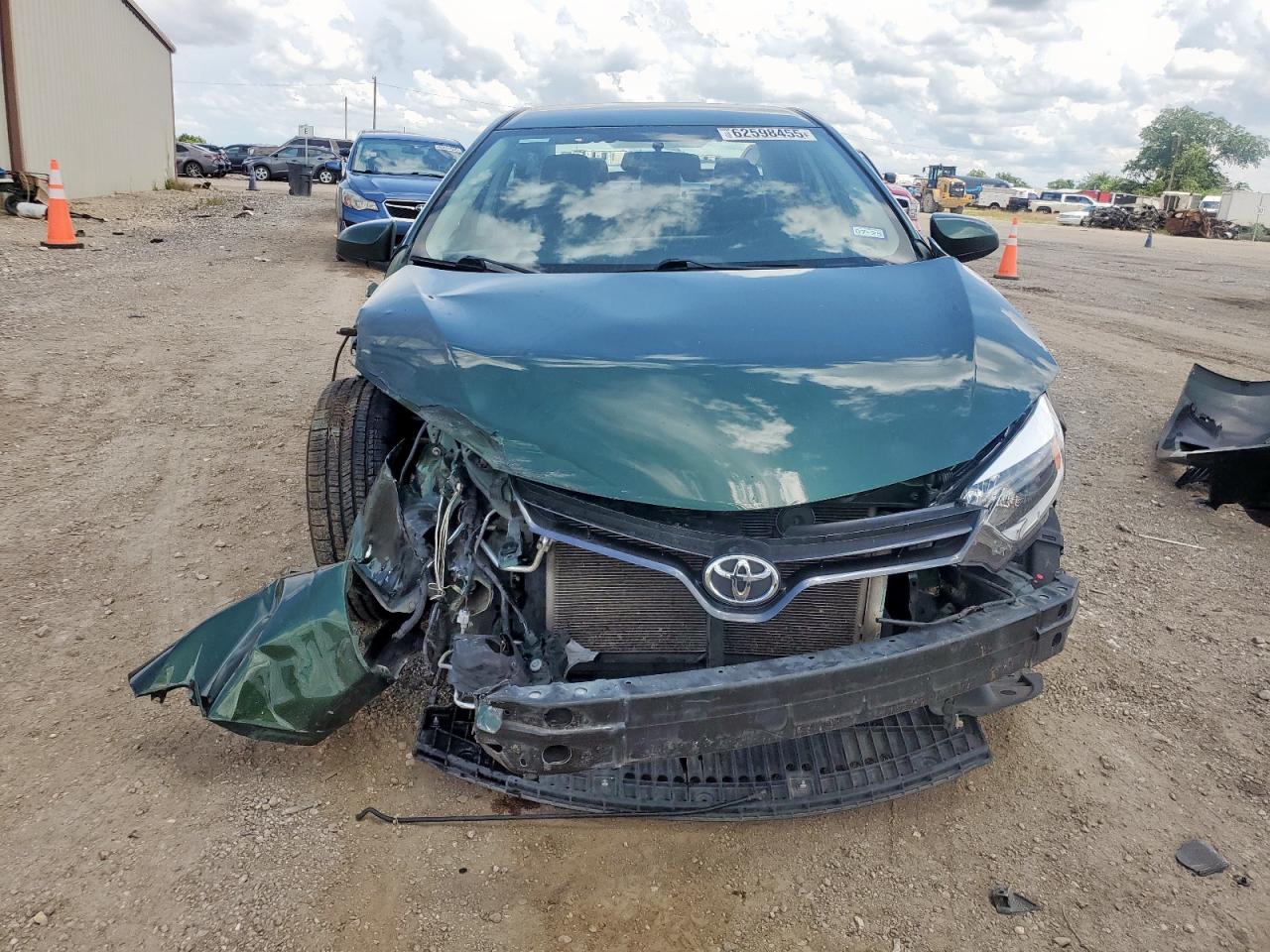 Toyota Corolla L Image 3