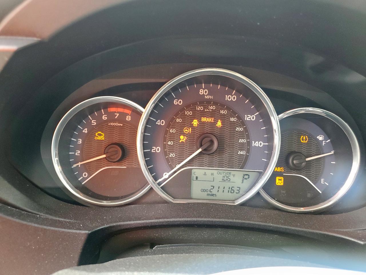 Toyota Corolla L Image 10