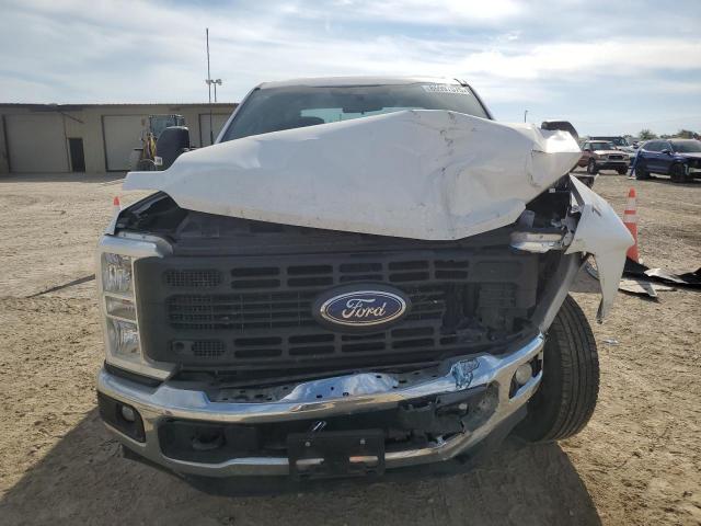 Ford F-250 Super Duty Image 2