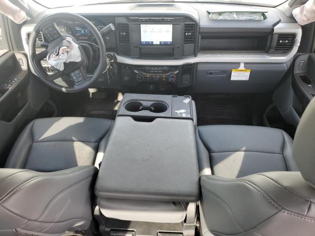 Ford F-250 Super Duty Image 4