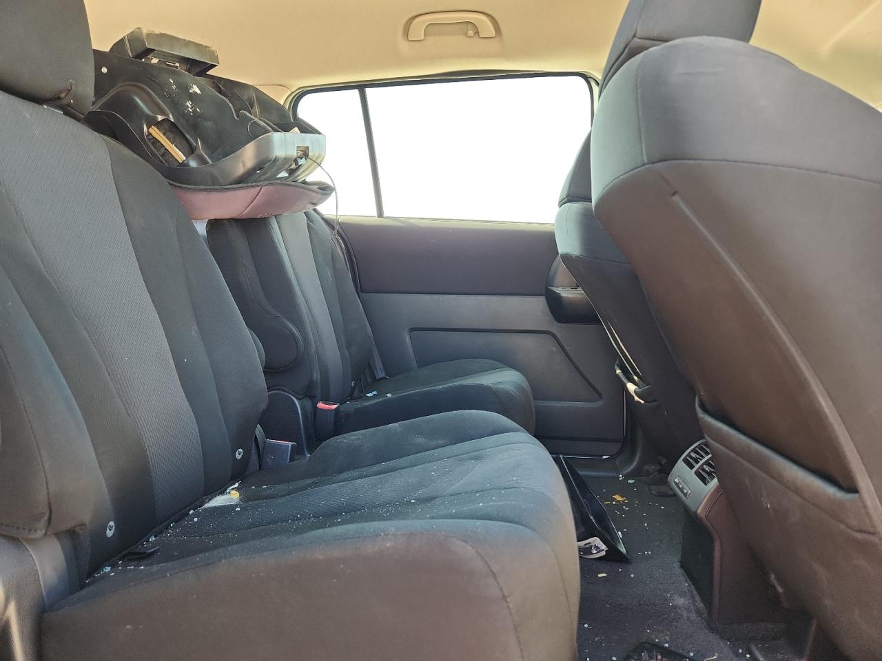 Mazda 5 Sport Image 8