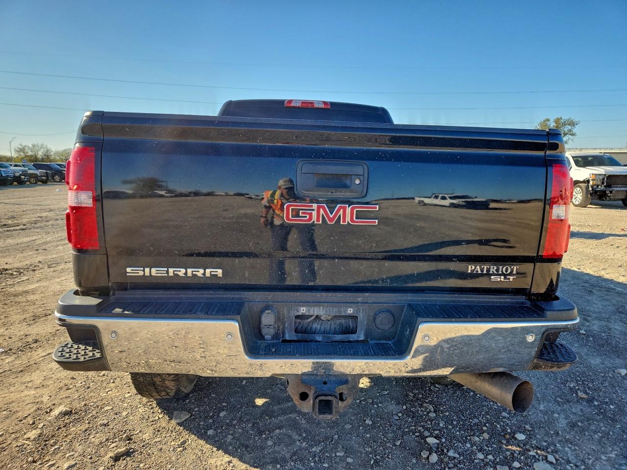 GMC Sierra K2500 Slt Image 4