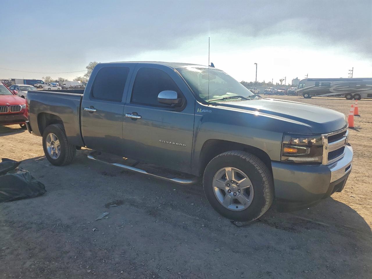 Chevrolet Silverado C1500 Hybrid Image 3