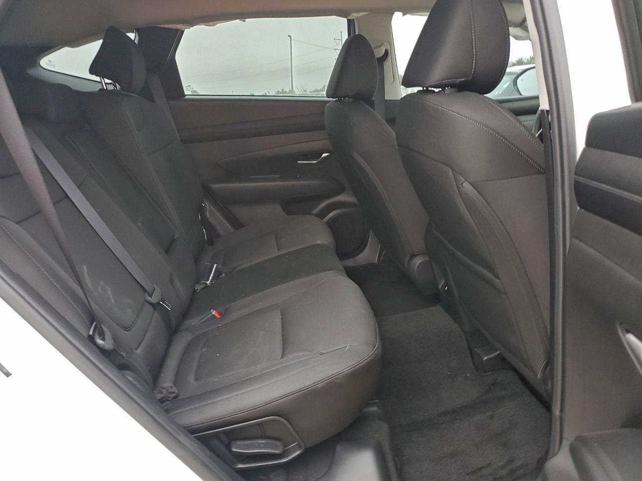 Hyundai TUCSON Se Image 13