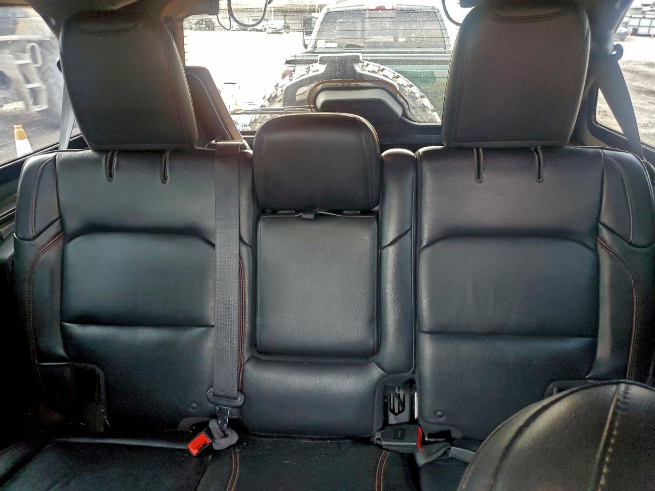 Jeep Wrangler Rubicon Image 5