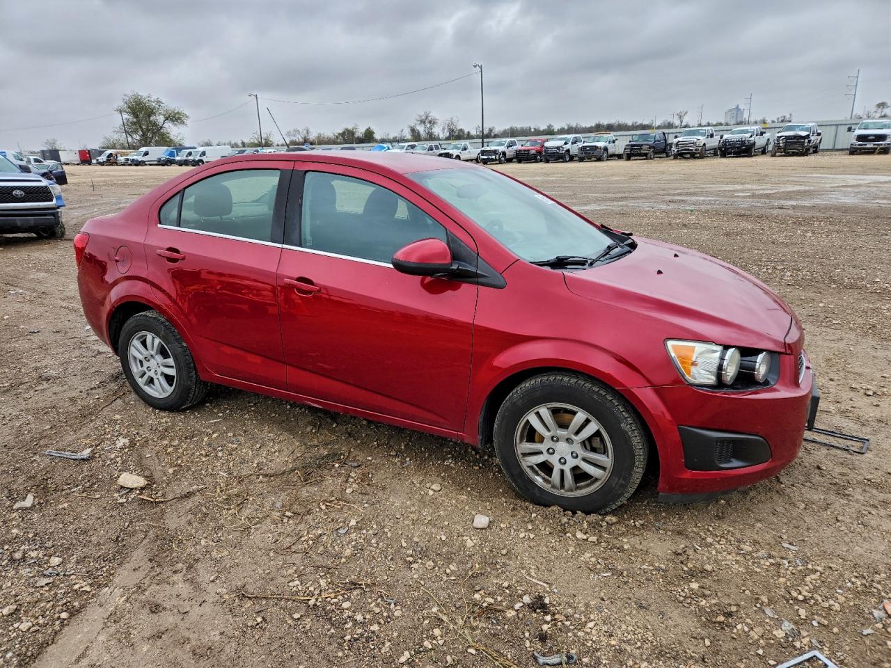 Chevrolet Sonic Lt Image 5