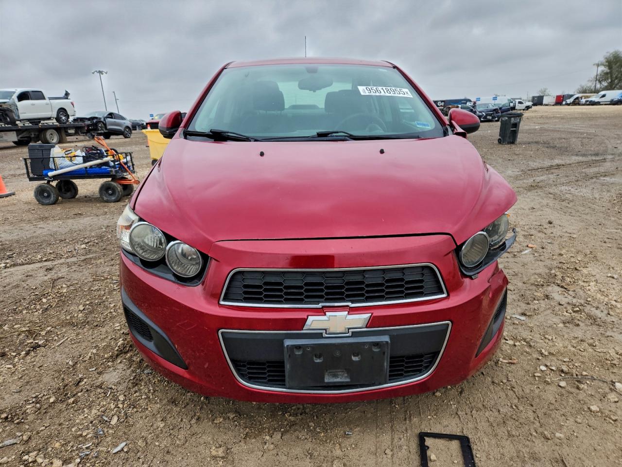 Chevrolet Sonic Lt Image 4
