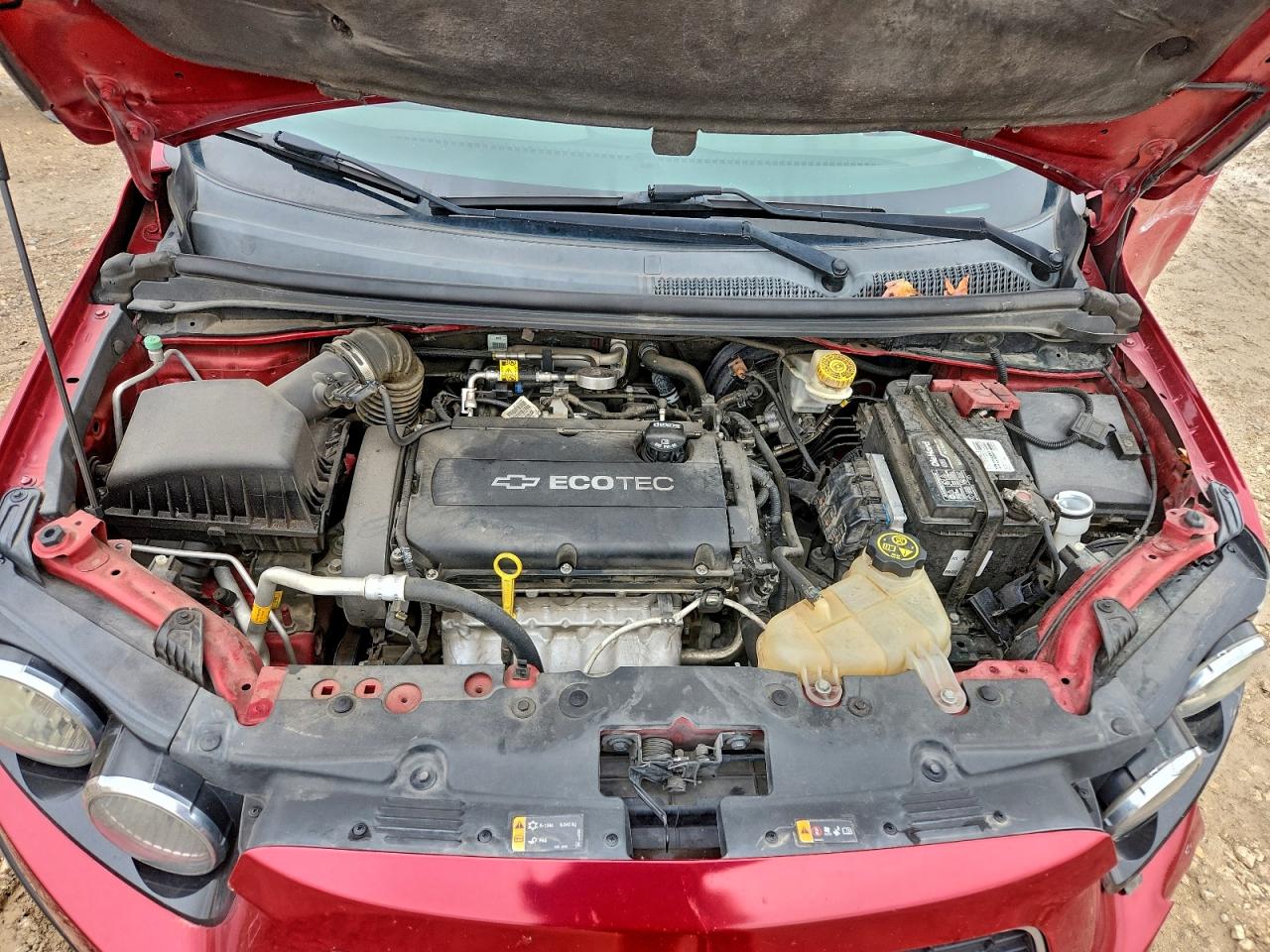 Chevrolet Sonic Lt Image 11