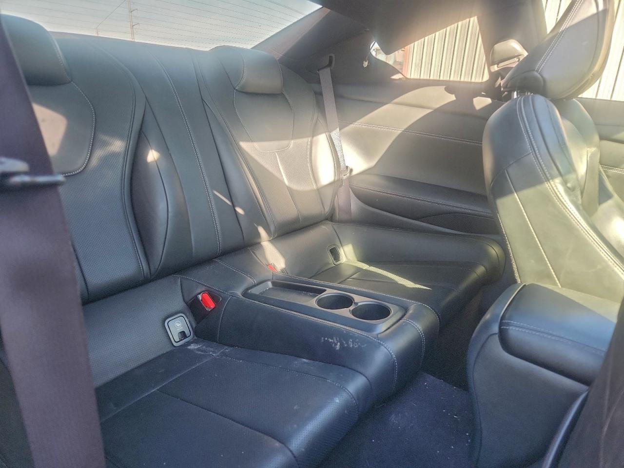 INFINITI Q60 Red Sport 400 Image 2