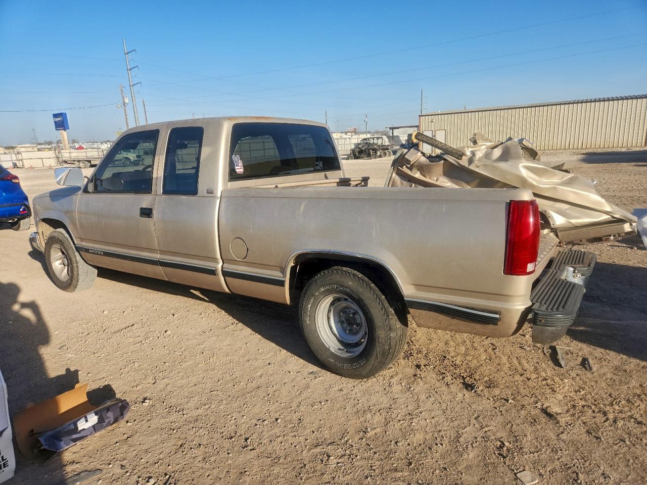 Chevrolet Silverado C1500 Image 6