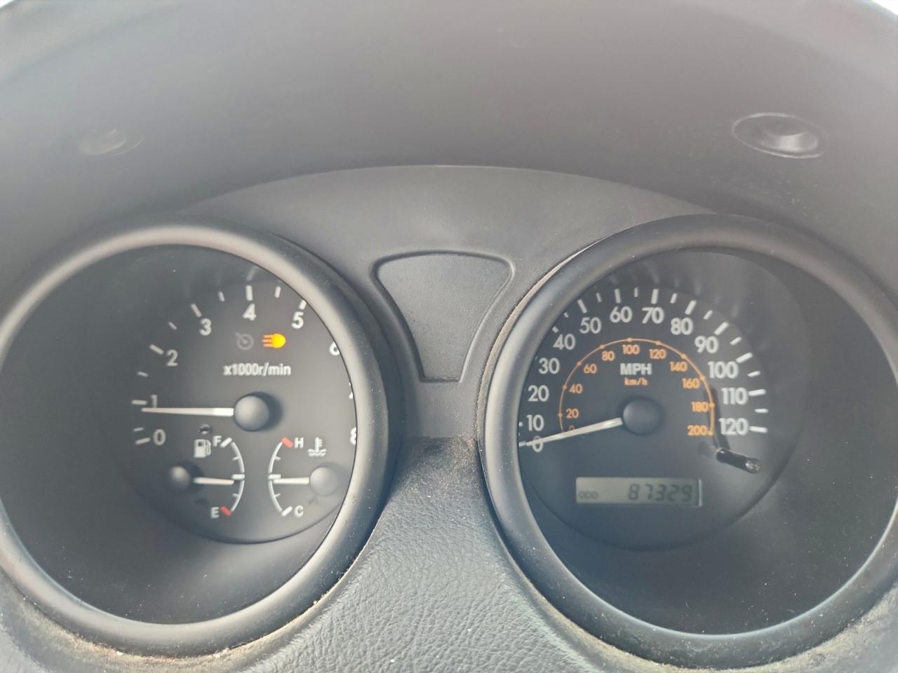 Chevrolet Aveo Base Image 12