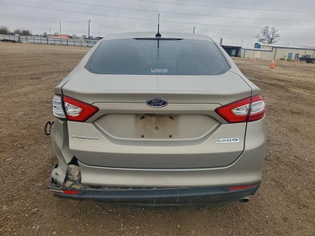 Ford Fusion S Image 3