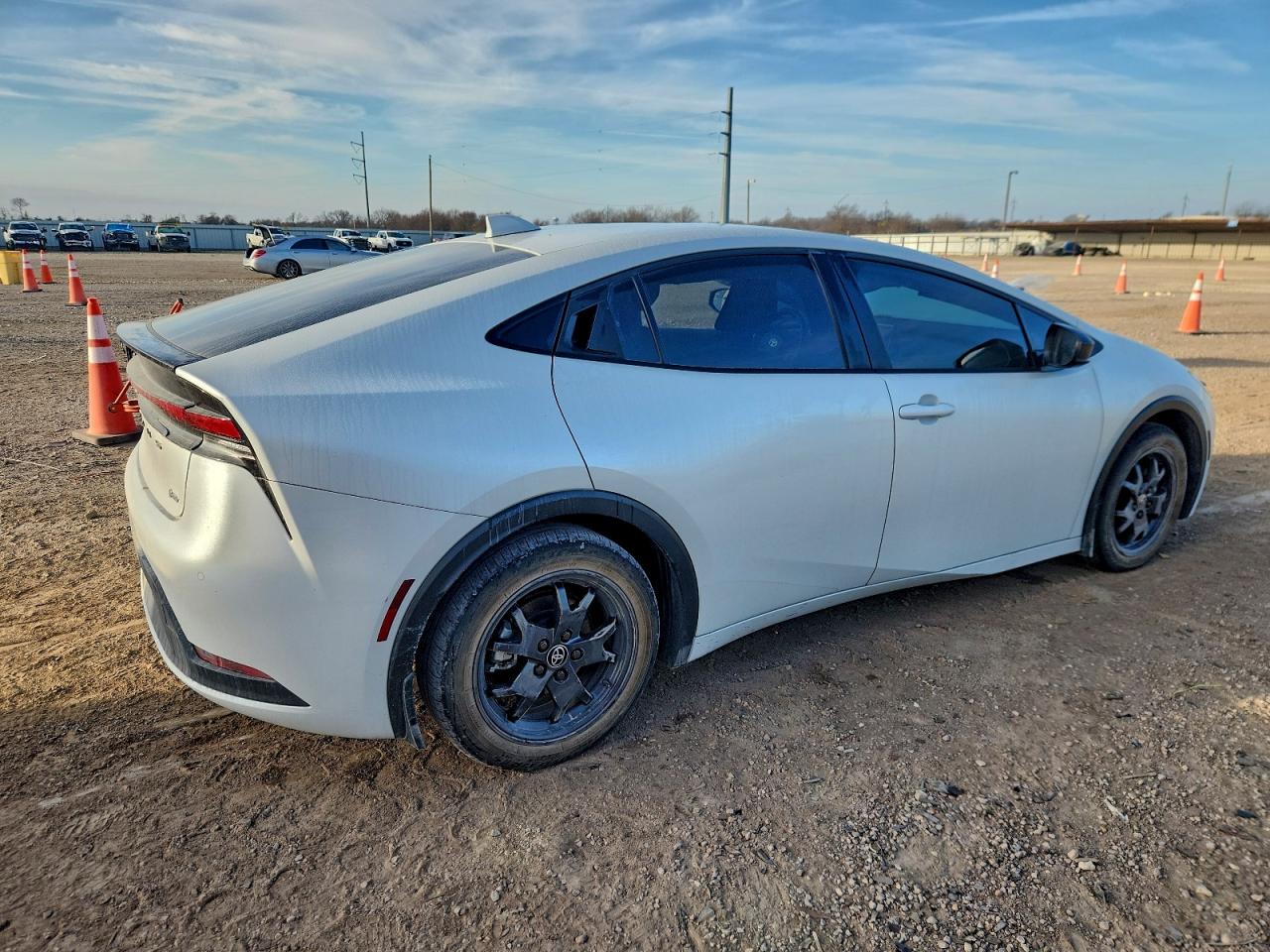 Toyota Prius Le Image 3