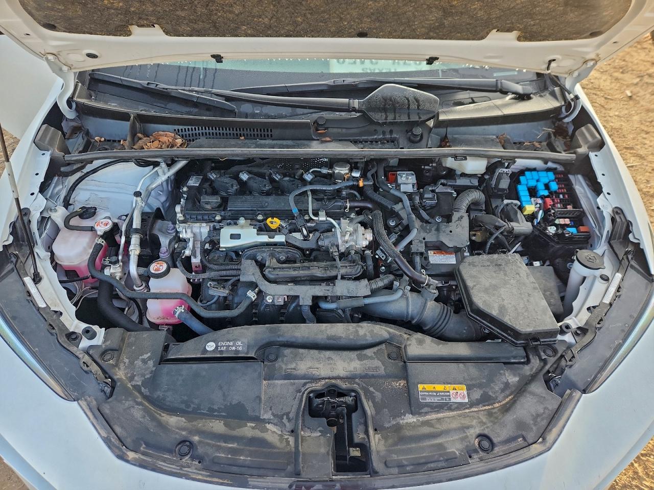 Toyota Prius Le Image 12