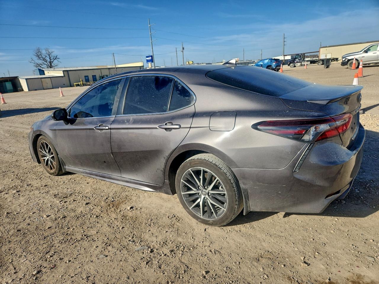 Toyota Camry Se Night Shade Image 7