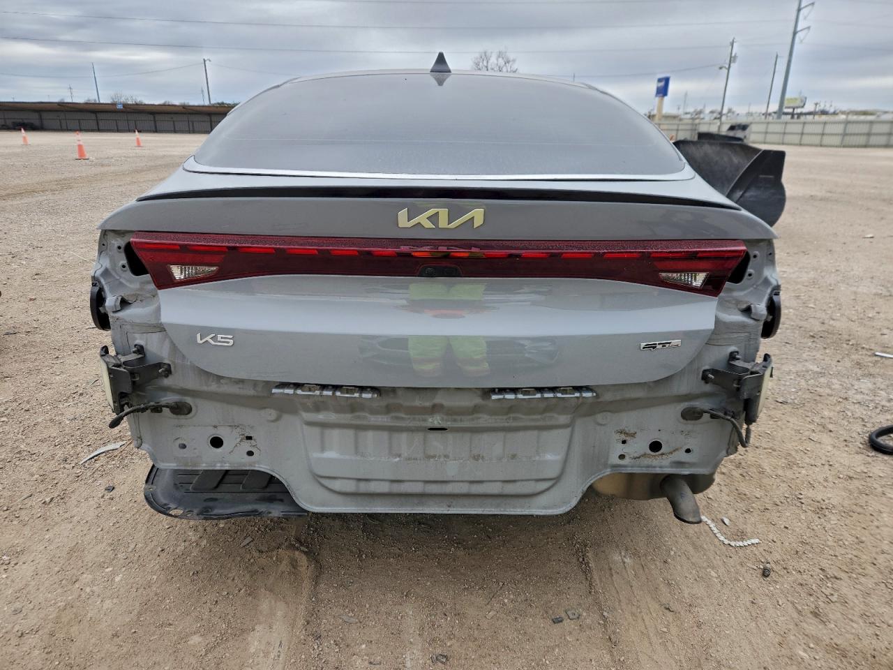 Kia K5 Gt Line Image 13