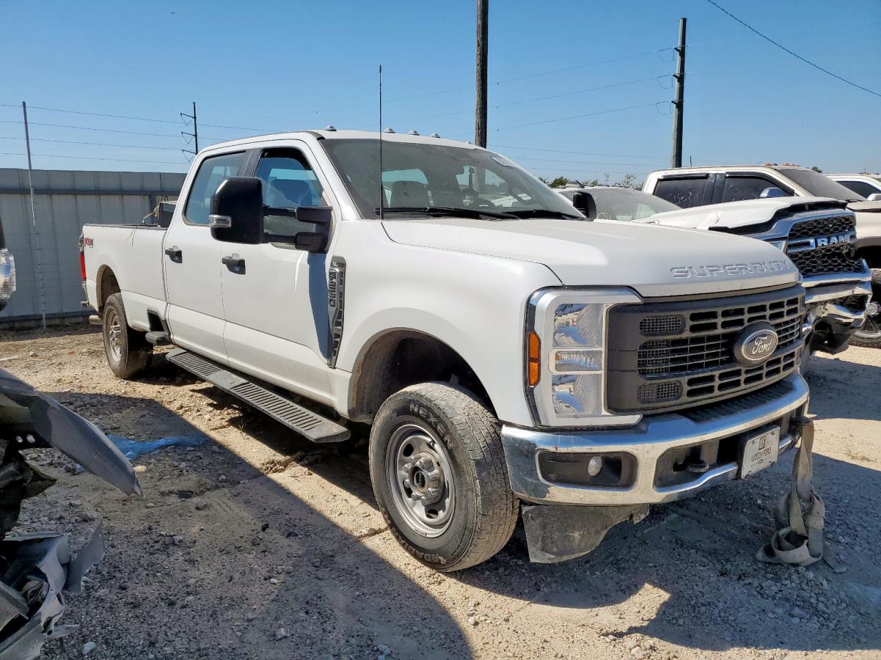 Ford F-250 Super Duty Image 4