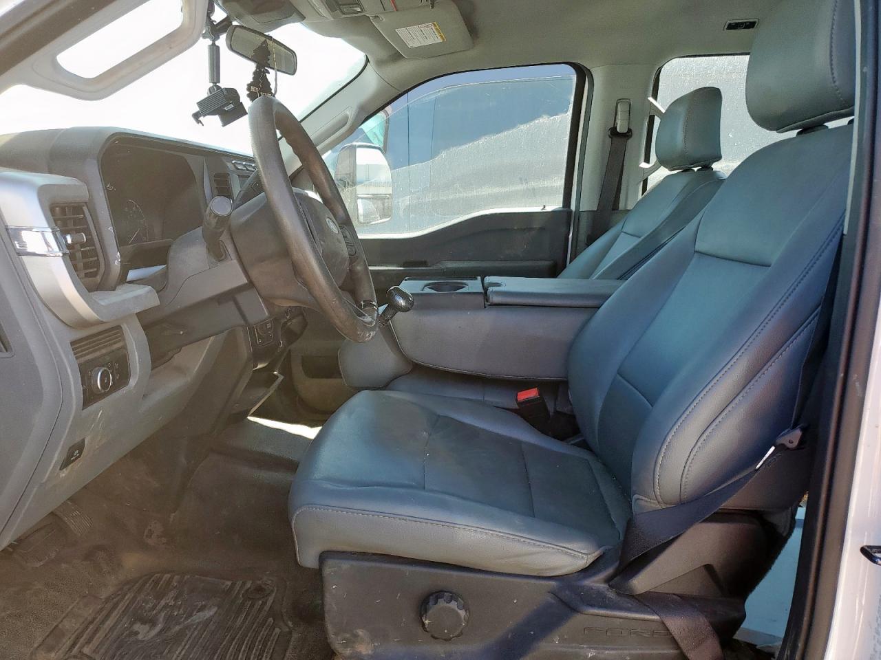 Ford F-250 Super Duty Image 7