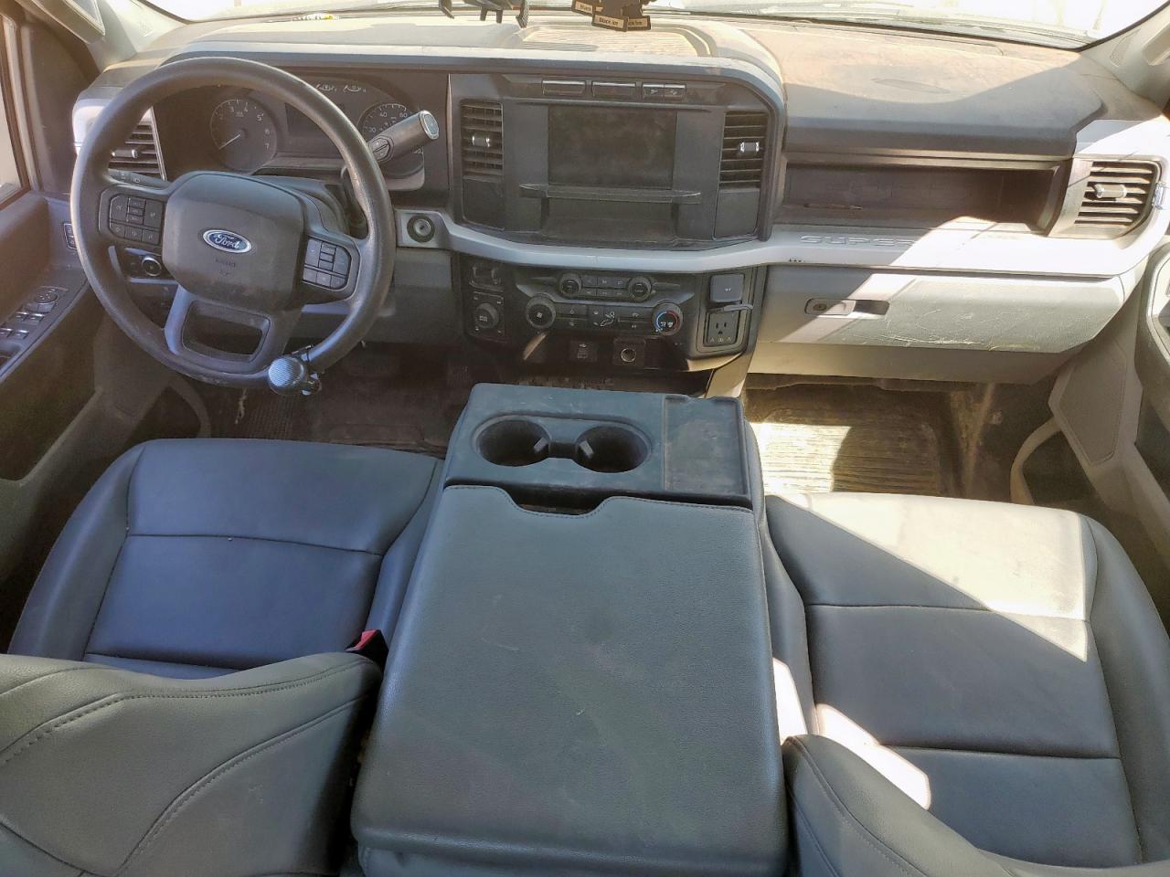 Ford F-250 Super Duty Image 9