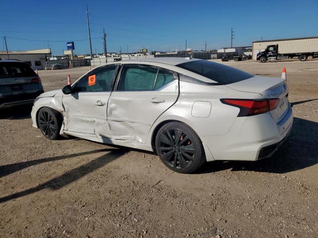 Nissan Altima Sr Image 12