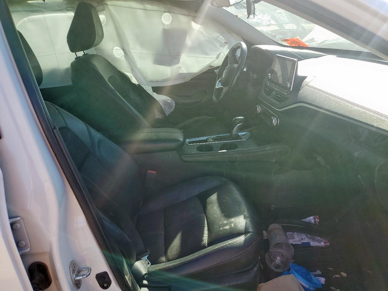 Nissan Altima Sr Image 5