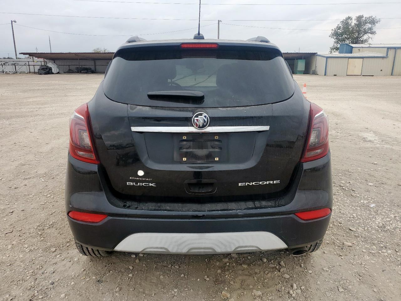 Buick Encore Essence Image 13