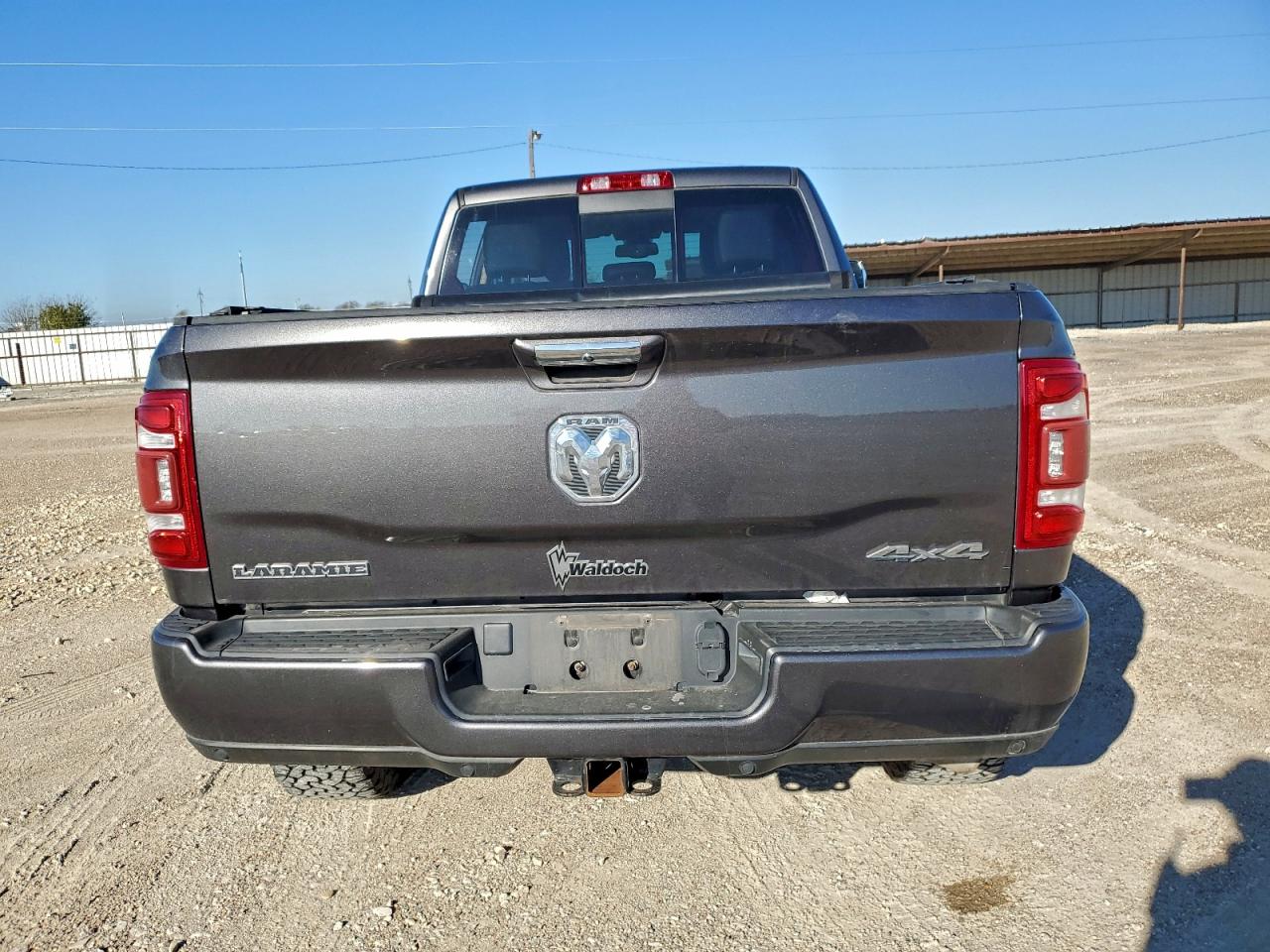 Ram 2500 Laramie Image 14