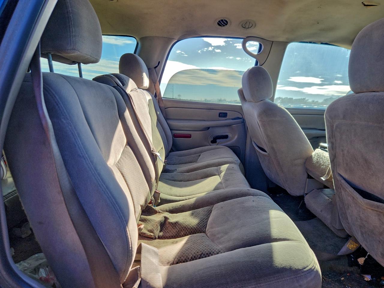 Chevrolet Tahoe C1500 Image 7