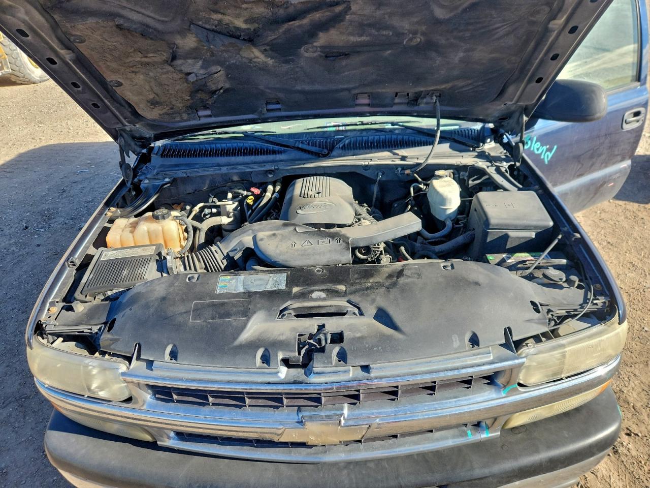 Chevrolet Tahoe C1500 Image 12