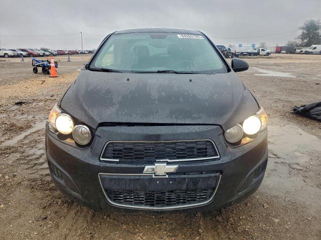 Chevrolet Sonic Lt Image 10