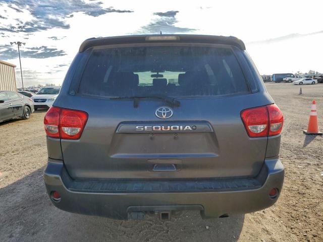 Toyota Sequoia Sr5 Image 13