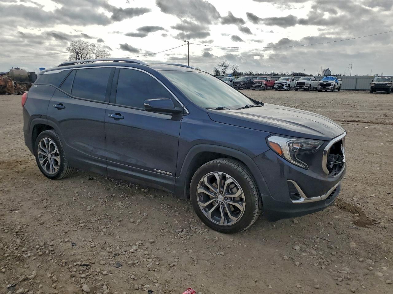GMC Terrain Slt Image 2