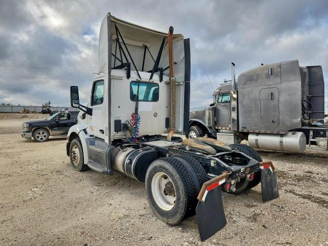 Peterbilt 579 Image 3