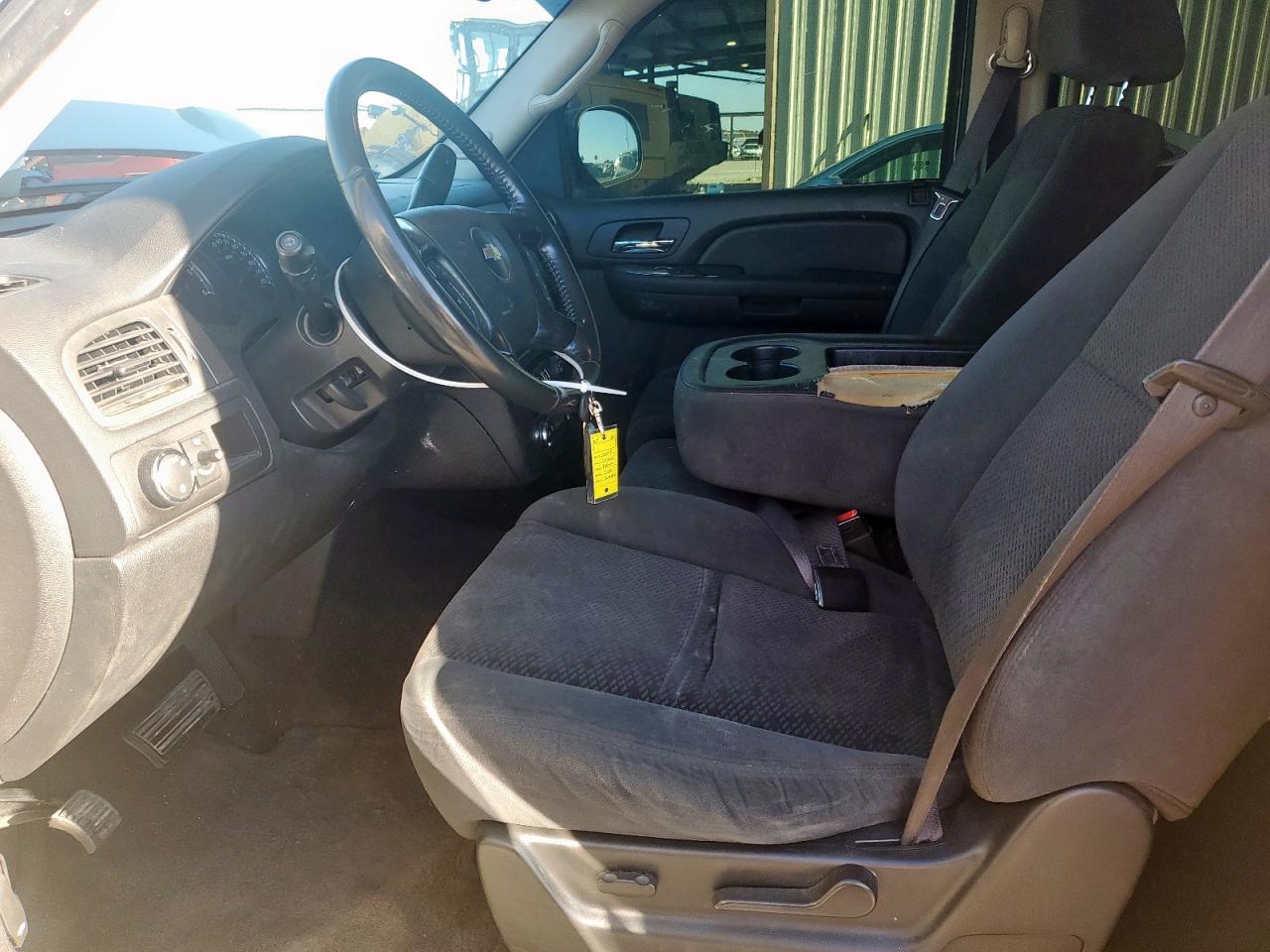 Chevrolet Tahoe C1500 Image 9