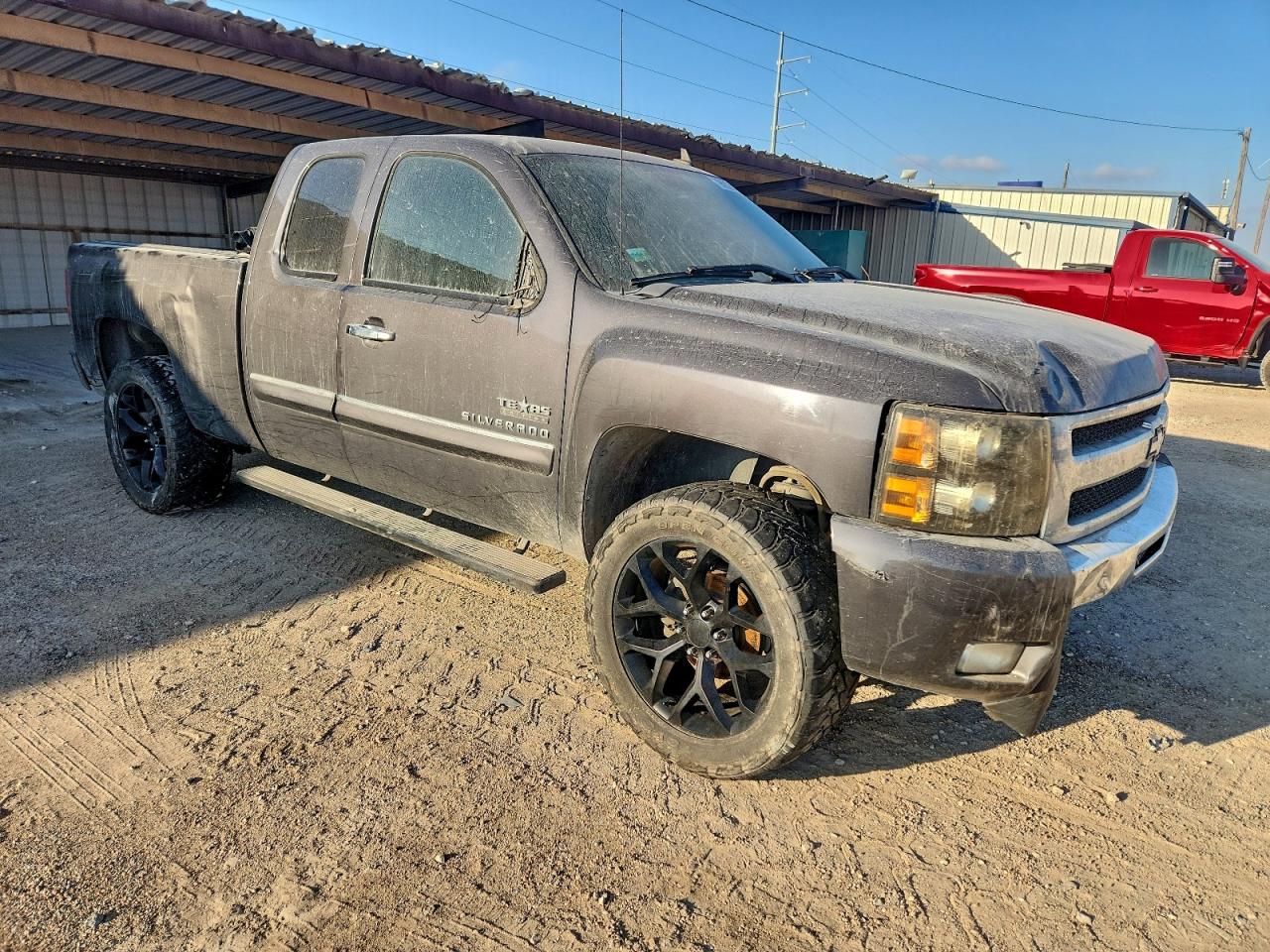 Chevrolet Silverado C1500 Lt Image 2