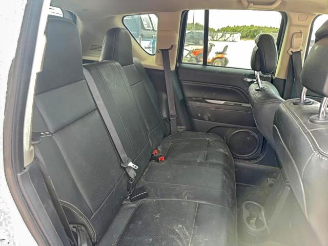 Jeep Compass Latitude Image 10