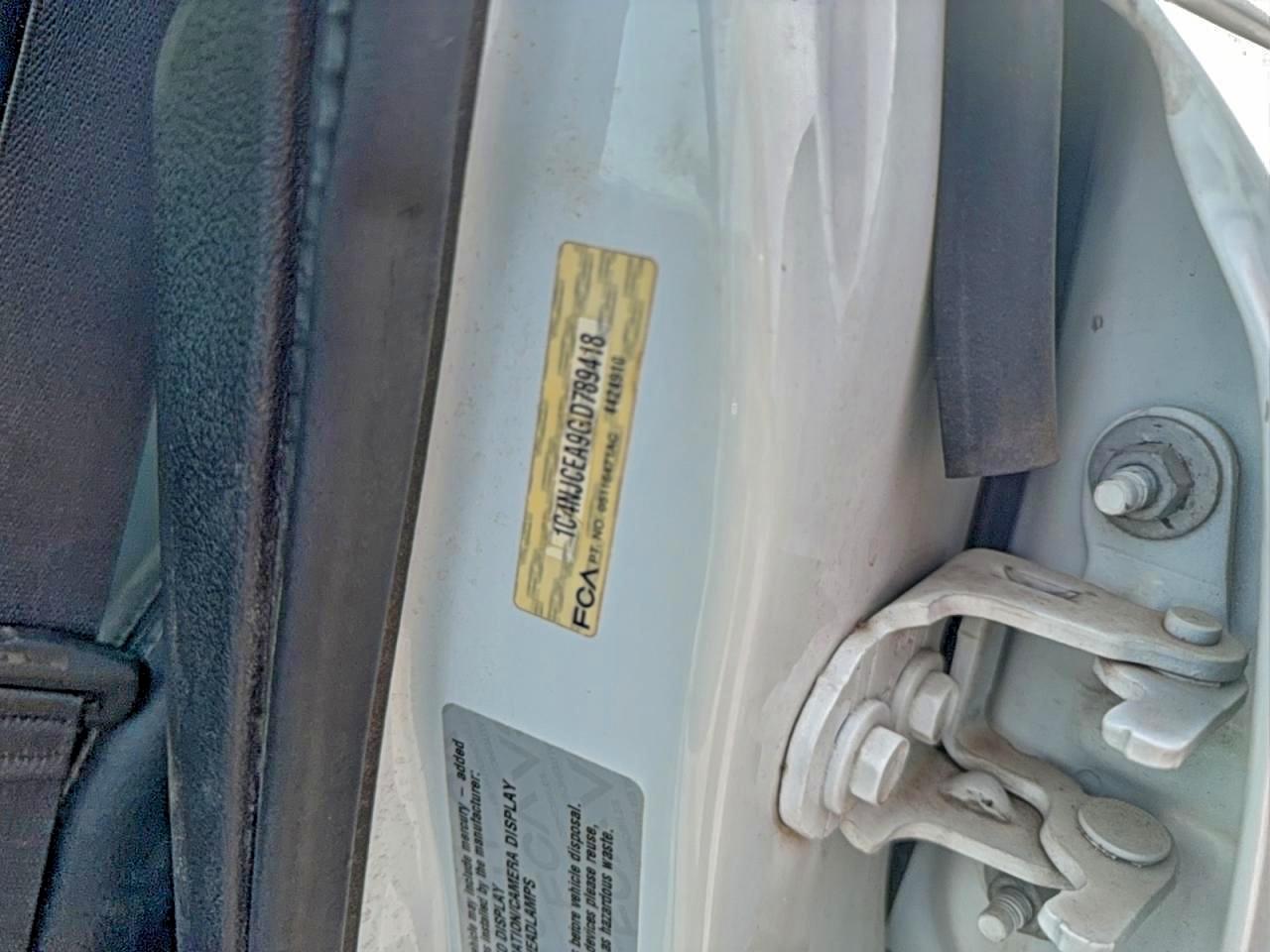 Jeep Compass Latitude Image 8